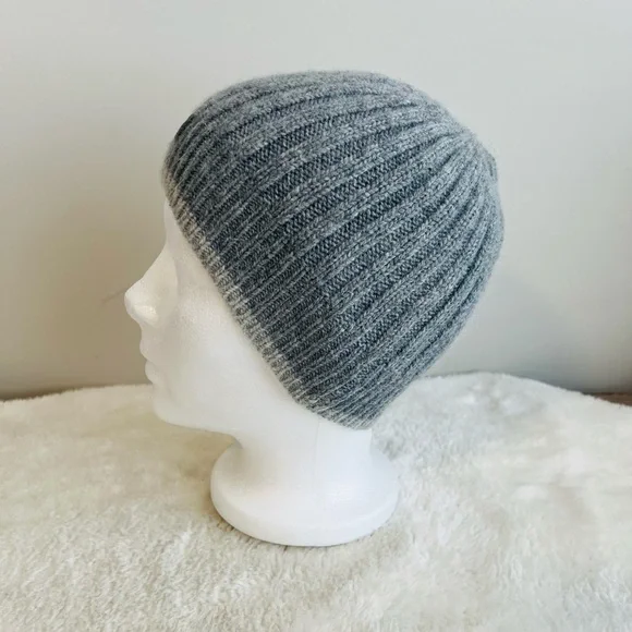 Coach Ribbed Knit Gray Beanie - Picture 5 of 8